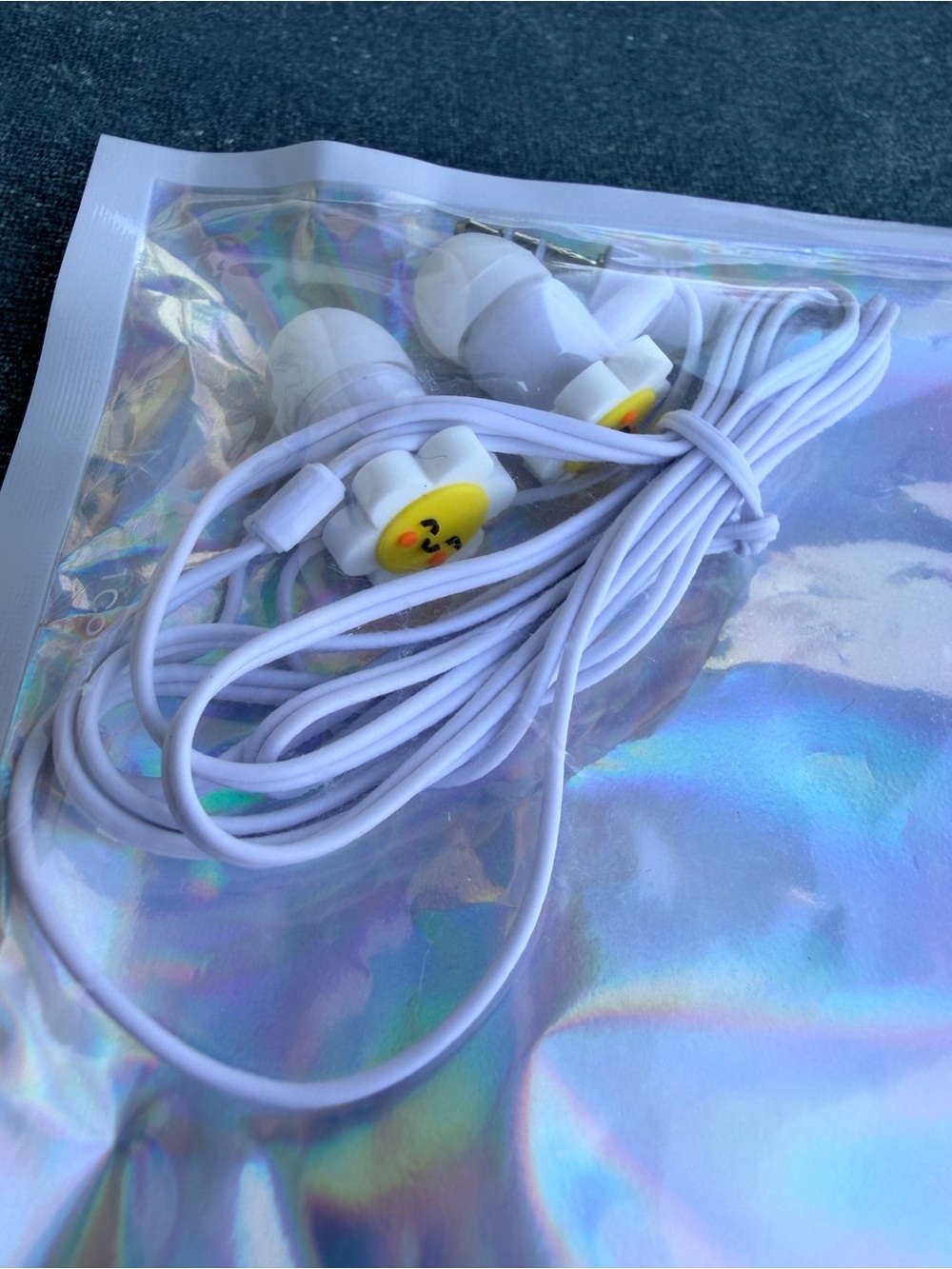 White Wired Earbuds with Cute Yellow Flower Accent
